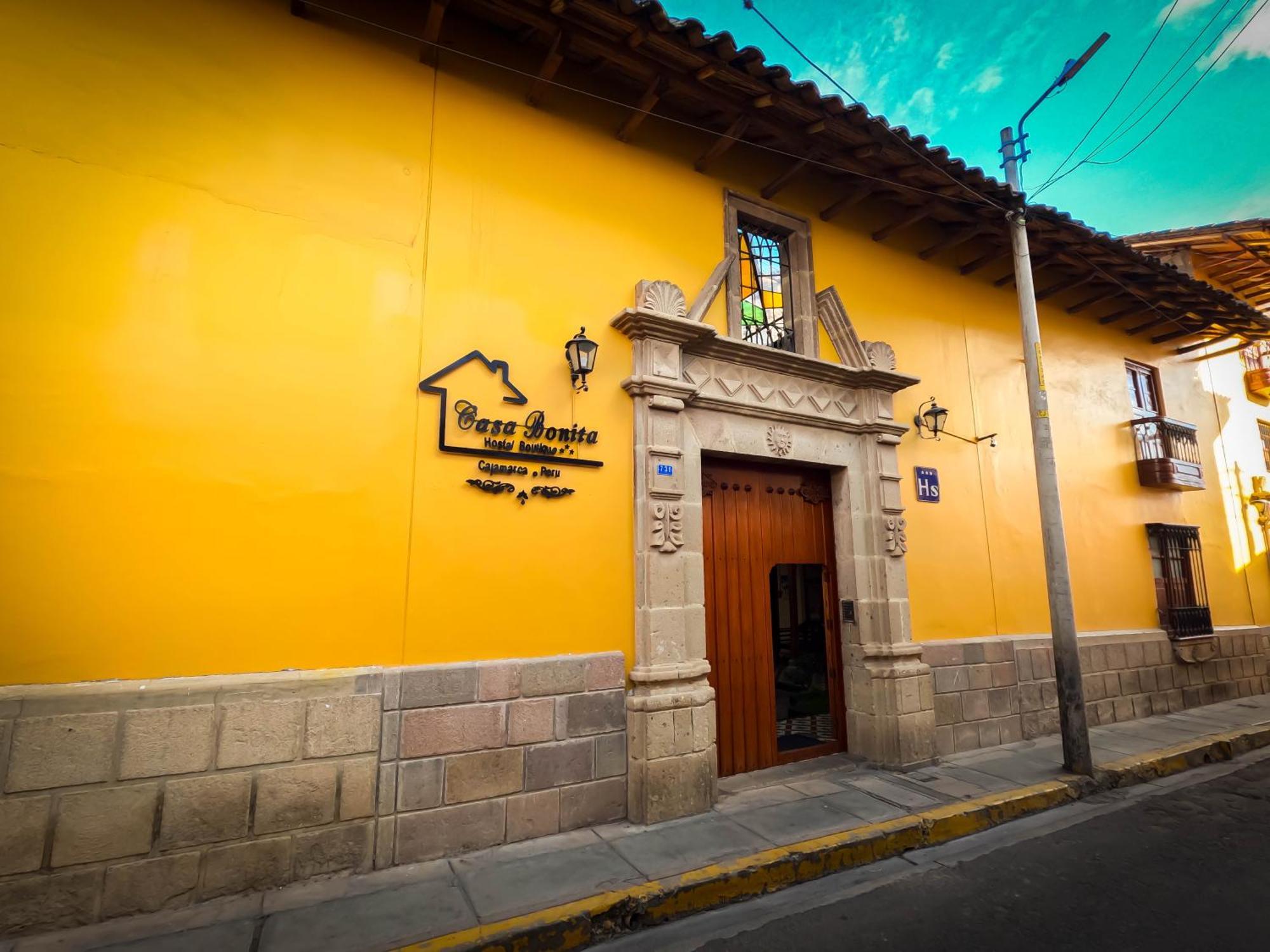 Готель Casa Bonita Colonial Кахамарка Екстер'єр фото